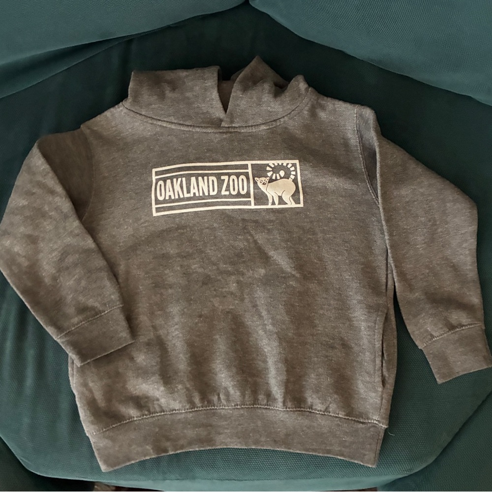 Oakland Zoo Fleece Hoodie Size 5/6